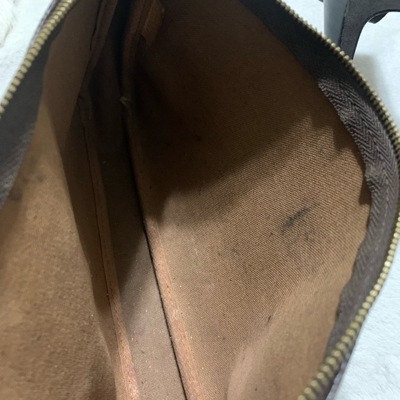 Louis Vuitton Pochette Vintage - Picture 7 of 11